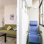 Cosy With Veranda In Gaia - 1e Vila Nova de Gaia