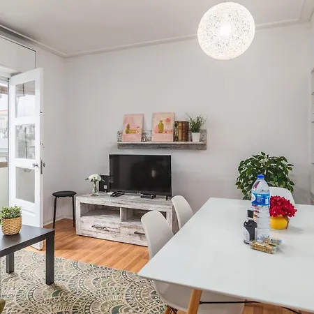 Cosy With Veranda In Gaia - 1e Apartment