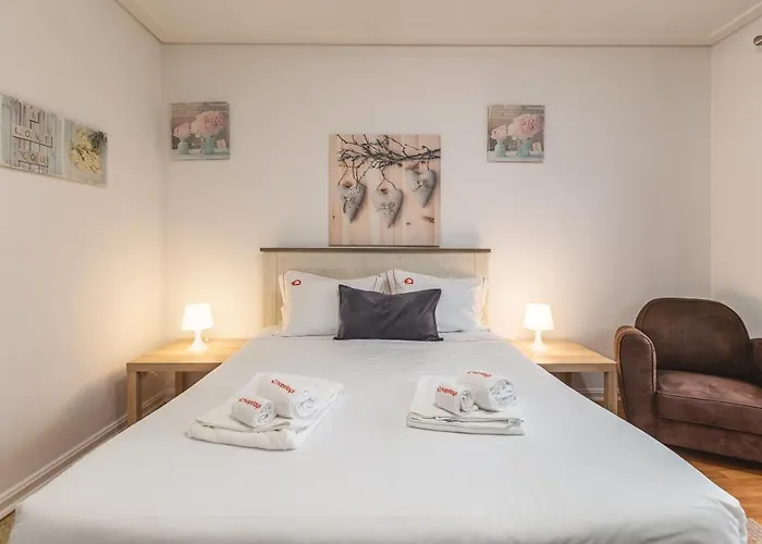 Cosy With Veranda In Gaia - 1e Apartmán Vila Nova de Gaia