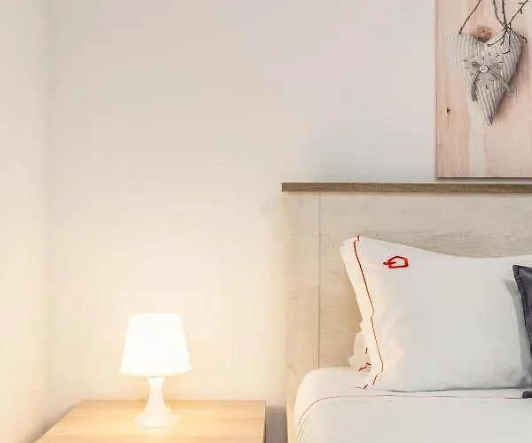 Cosy With Veranda In Gaia - 1e Apartmán