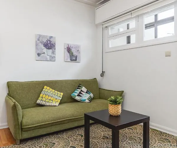 Cosy With Veranda In Gaia - 1e דירה *